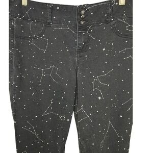 Black Heart Juniors girlsJeans Size 13 Black Constellation Print Denim Pants‎